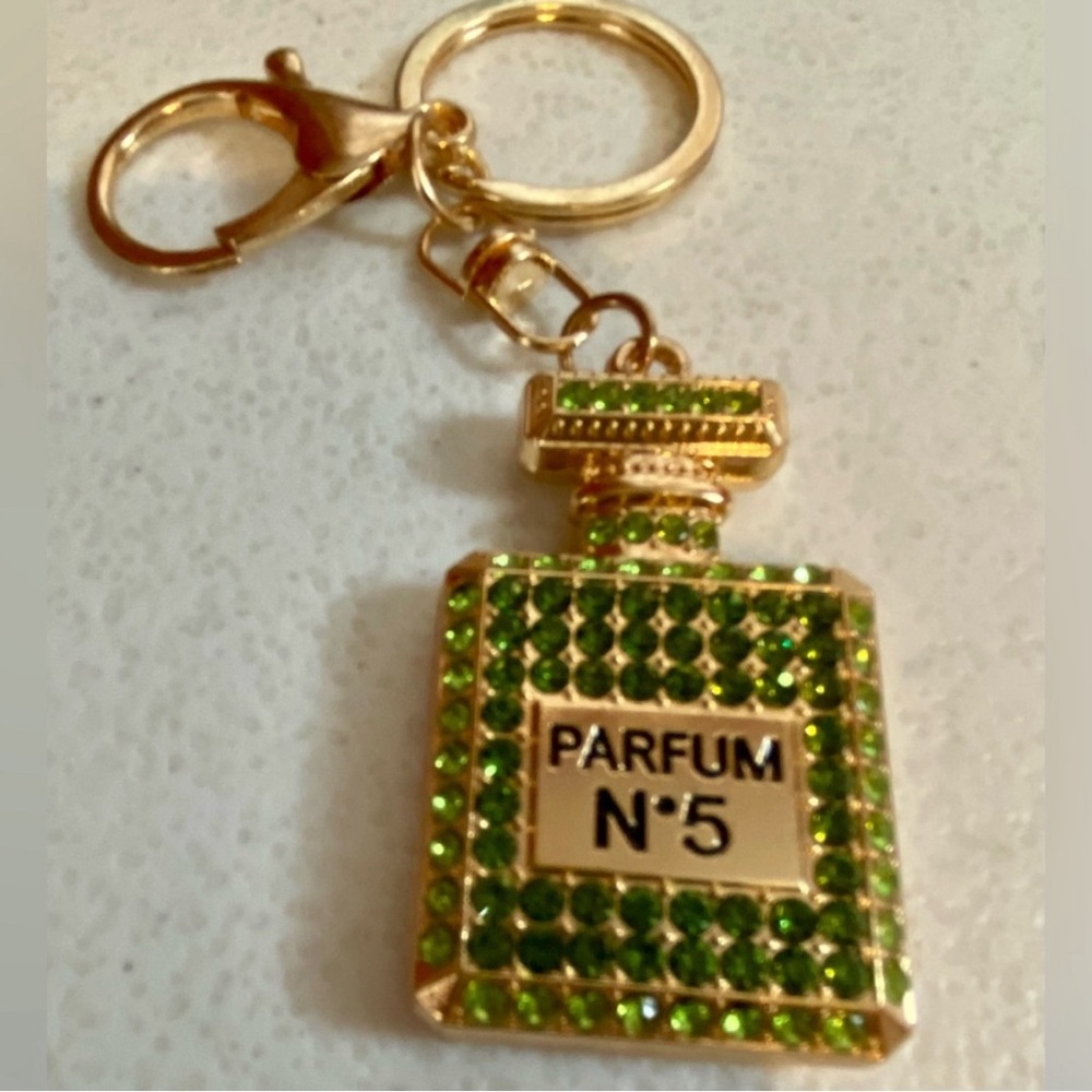 💕Gold and Green Perfume Bottle Key Holder
